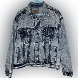 Vintage Women’s distressed acid wash denim jacket  Size L , Street Wear.
